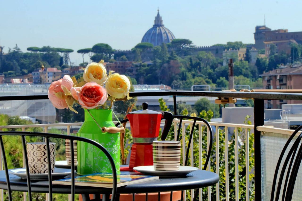 Vatican View Viale Di Valle Aurelia Rome Exterior photo